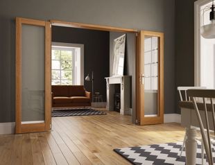 Wickes Newbury Internal Fold Flat 3 Door Set Oak Veneer 2007 x 1790mm | Wickes.co.uk Living Pequeños, Internal Folding Doors, Flat Door, Hall Stairs, Door Frame Molding, Folding Doors Interior, Fold Door, Internal Glass Doors, Internal Sliding Doors