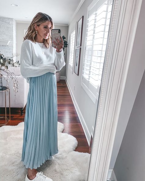 love this color for spring // maxi skirt & cozy sweater with white sneakers Pregnant Skirt Outfit Winter, Modest Maternity Outfits Winter, Long Skirt Maternity Outfit, Maternity Skirt And Sweater, Pregnancy Church Outfit, Maxi Skirt Pregnancy Outfit, Sweater And Maxi Skirt Outfit, Maxi Skirts Winter, Maxi Skirt With Sweater