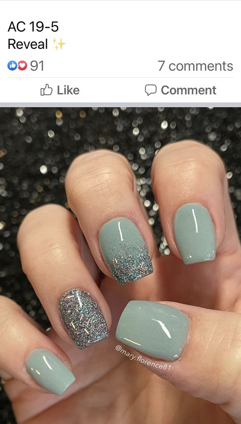 Natural Nail Color Designs, September Dip Nails 2024, Simple Modern Nail Art, Green And Grey Nail Designs, Fall Nail Colors With Accent Nail, Fancy Nail Designs For Short Nails, Best Nail Colors For September, Fall Nail Designs Short Square Simple, Blue Fall Nail Colors