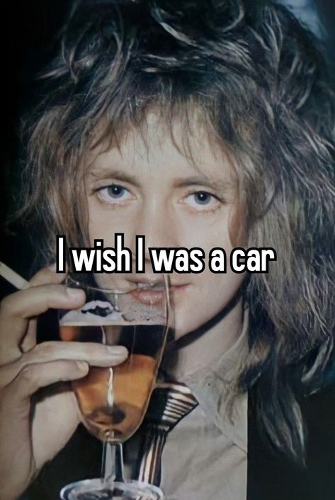 Roger Taylor Now, Roger Taylor Pfp, Taylor Whisper, Taylor Rogers, Classic Rock Artists, Queen Humor, Queen Meme, Roger Taylor Queen, Ben Hardy