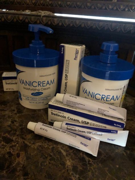 Vani Cream, Skincare Tretinoin, Tretinoin Routine Skincare, Skincare Board, Hair And Skin Vitamins, Tretinoin Cream, Homemade Body Care, Drugstore Skincare, Nighttime Routine