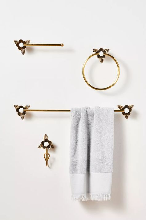 Farmhouse towel holder