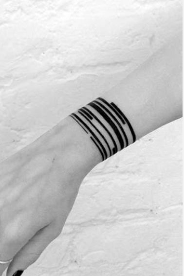 100 Best Tattoo Ideas For Women To Help You Find The Perfect Tat (And Their Meanings) Black Band Tattoo, Cyberpunk Tattoo, Forearm Band Tattoos, Armband Tattoo Design, Best Tattoo Ideas, Tattoo Ideas For Women, Arm Band Tattoo, Classy Tattoos, Band Tattoo