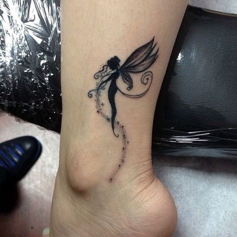 Cute and Tiny Ankle Tattoo Designs For 2016 (35) Ankle Tattoo Designs, Petit Tattoo, Ankle Tattoos For Women, Ear Tattoos, Fairy Tattoo Designs, Foot Tattoos For Women, Geniale Tattoos, Tattoo Bracelet, Fairy Tattoo