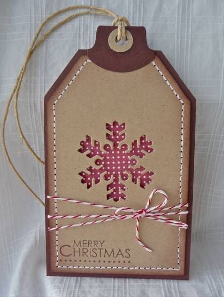 Gift Tag Ideas Creative, Snowflake Christmas Tags, Christmas Present Tags, Xmas Tags, Deco Table Noel, Sponging, Tag Ideas, Gift Tags Diy, Scrapbook Tag