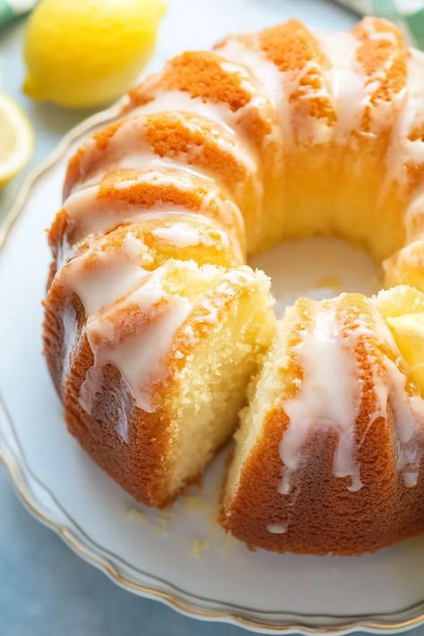 7 Up Pound Cake Best Glaze For Pound Cake, Glazed Pound Cake, Pound Cake Glazes, 7 Up Pound Cake Recipes Moist, Lemon Glaze For Pound Cake, 7 Up Pound Cake, 7up Cake, Glaze For Pound Cake, Moist 7 Up Pound Cake Recipe