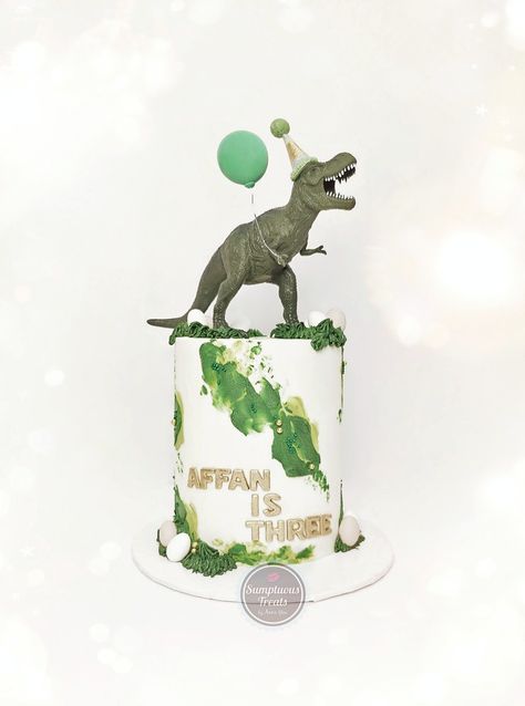 One Tier Dinosaur Cake, Dinosaur Cake Minimalist, 3 Rex Birthday Party Boy Cake, Dinosaur 2nd Birthday Cake, Three Rex Cake Boy, 3 Rex Birthday Cake, Three Rex Birthday Cake, Dinosaur Cake For Boys, Simple Dinosaur Cake