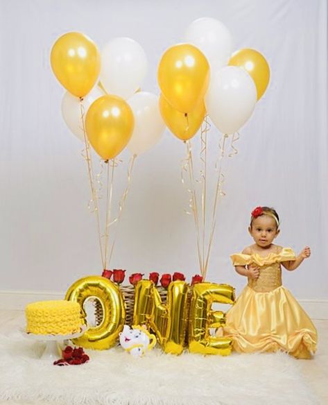 Beauty And The Beast Maternity Shoot, Beauty And The Beast Cake Smash, Beauty And The Beast Second Birthday, Beauty And The Beast Photoshoot Ideas, Snow White First Birthday Photoshoot, Belle Birthday Party, Belle Birthday, One Year Old, Shooting Photo