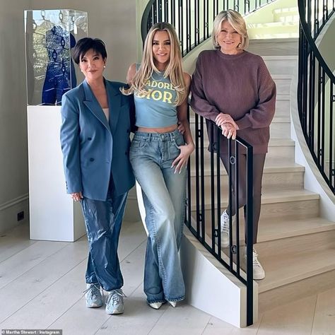 Estilo Khloe Kardashian, Khloe Kardashian Outfits, Kris Jenner Style, Khloe Kardashian Style, Khloe Kardashian Photos, Jenner House, Lifestyle Entrepreneur, Kloe Kardashian, Hidden Hills