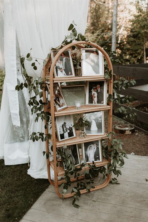 Generation Table Wedding, Memory Seats At Wedding, Grandparents Memorial Wedding, Diy Boho Wedding Photo Backdrop, Wedding Picture Table Ideas, Picture Wedding Decorations, Wedding Memory Tables, Memory Spot At Wedding, Memory Shelf Display Wedding