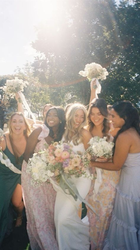 Bridesmaid pictures -  #Bridesmaid #Pictures Check more at https://ifoundaideas.com/wedding/bridesmaid-pictures-6/ Different Color Bridemaid Dresses, Aesthetic Summer Wedding, Wedding Different Bridesmaid Dresses, Wedding Aesthetic Summer, Four Bridesmaids Pictures, Picture With Bridesmaids, Bridesmaids With Bride, Brides With Bridesmaids Pictures, Bridal Party Pose Ideas