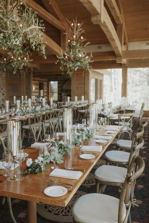 Elegant + Luxurious Telluride Mountain Wedding | Wedding Decor Ideas | Destination Photographer. Revel in the escalating grandeur of a luxury destination wedding set against Telluride, Colorado's breathtaking mountain backdrop. Discover luxury colorado wedding, mountain lodge telluride wedding, wedding in telluride and luxury mountain wedding. Book Brooke for your romantic elopement day in Colorado at brookenalani.com. March Mountain Wedding, Chic Mountain Wedding, Formal Mountain Wedding, Woodsy Mountain Wedding, Mountain Wedding Reception Decor, Ski Lodge Wedding Summer, Colorado Wedding Decor, Luxury Mountain Wedding, Mountain Wedding Florals