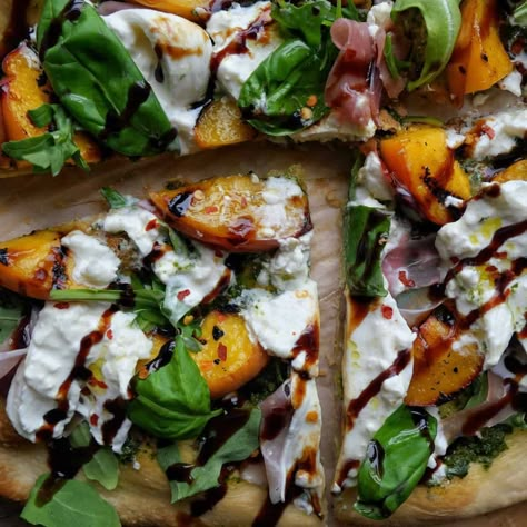 Summer Flatbread (Grilled Peaches, Prosciutto, and Burrata) Peach Burrata Pizza, Peach Burrata Flatbread, Grilled Peach And Burrata Flatbread, Peach Flatbread Recipes, Summer Flatbread Recipes, Peach Burrata Prosciutto, Peach Flatbread, Peaches Prosciutto, Burrata Flatbread