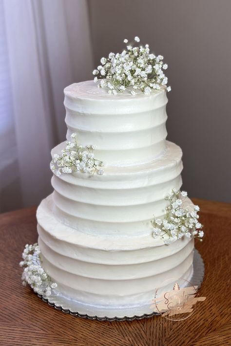 3 Tier Wedding Cake On Stand, Wedding Cakes With Gypsophilia, Gypsophila Wedding Cake, Wedding Cake With Baby Breath, Baby’s Breath Cake, Wedding Cake Baby Breath, Mladenacke Torte, Gypsophila Cake, Simple 3 Tier Wedding Cake