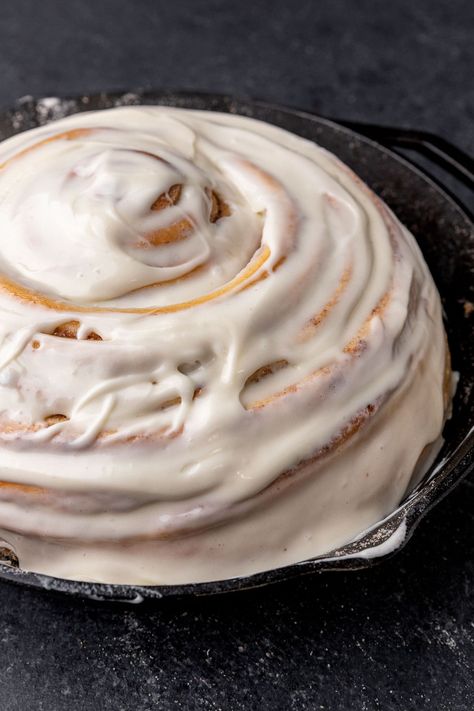 Easy Giant Cinnamon Roll - Dinner, then Dessert Giant Cinnamon Rolls Easy, Texas Cinnamon Rolls, Giant Donut Recipe, Giant Cinnamon Rolls Homemade, Huge Cinnamon Rolls, Giant Cinnamon Roll Recipe, Cinn Rolls, Giant Cinnamon Rolls, Pecan Sticky Buns