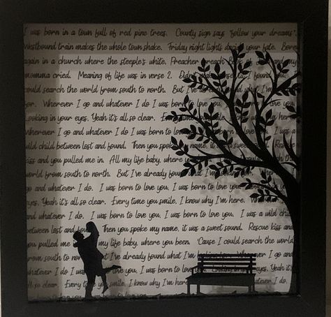 Cute Shadow Box Ideas For Boyfriend, Couples Shadow Box Ideas, Unique Shadow Boxes, Bf Gift, Wall Sign Decor, In Love With Love, Romantic Frame, Shadow Box Gifts, Secret Sister