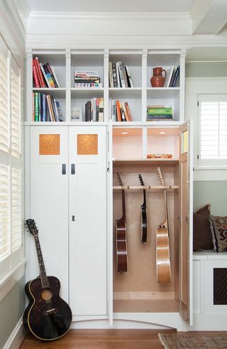 Music Room Storage, Bookshelf Closet, Guitar Storage, Music Storage, Trendy Music, Guitar Room, Music Room Decor, Muebles Living, Storage House