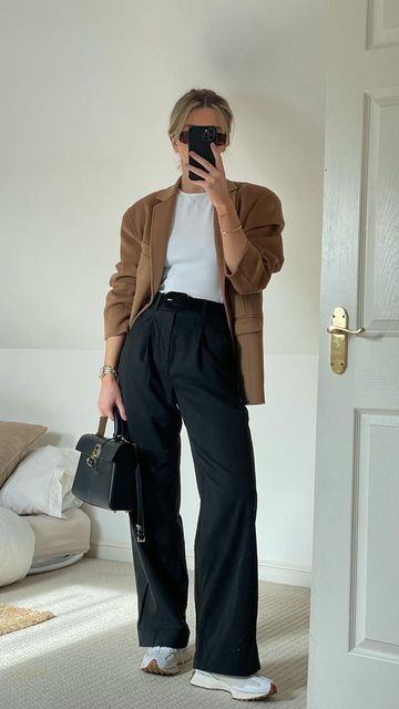 Office Outfits Women Trainers, Tailor Trousers Women, Smart Casual Neutral Outfits, Blazer With Trousers Women, Trousers And Trainers Outfit, London Smart Casual Outfit Women, Trousers With Belt Outfit, Black Trousers Outfit Casual Winter, Tailored Trousers Outfit Casual