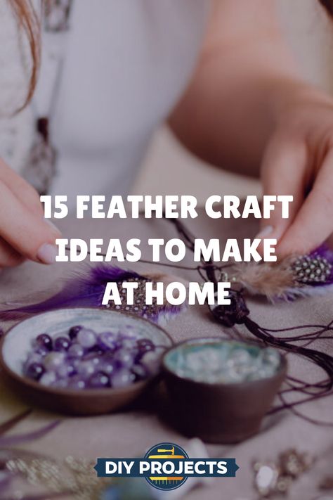 Crafts With Peacock Feathers Diy, Things To Do With Feathers Crafts Ideas, Feather Art Diy Craft Ideas, Diy Chicken Feather Crafts, Crafts With Bird Feathers, Goose Feather Crafts, Feather Project Ideas, Things To Do With Feathers, Feather Decoration Ideas