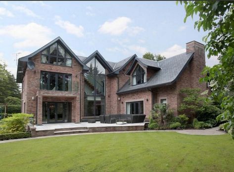 Phil Neville's luxurious Cheshire mansion is up for sale – complete with gym, cinema and indoor football pitch - Manchester Evening News Manchester House Exterior, Luxury Homes Dream Houses Uk, Uk Big House, Mansion Uk Modern, Cheshire Mansion, Mansion England, Glazed Gable, Glass Atrium, Phil Neville