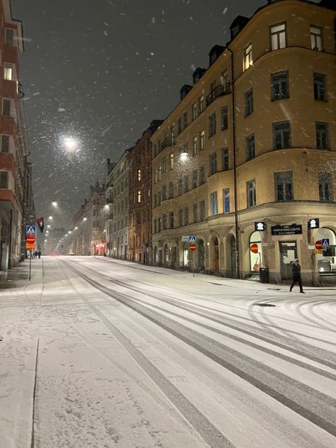 Stockholm Sweden Winter, Winter In Stockholm, Stockholm Winter Aesthetic, Oslo Aesthetic Winter, Sweden In Winter, Stockholm In Winter, Stockholm Aesthetic Winter, Swedish Christmas Aesthetic, Sweden Aesthetic Winter