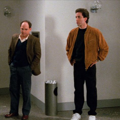 #seinfeld #kramer #jerryseinfeld #elainbenes #elaine #georgecostanza #90s #sitcom #seinfeldicon #icon Seinfeld Fashion Style, Kramer Outfits Seinfeld, Seinfeld Inspired Outfits, Jerry Seinfeld Aesthetic, Jerry Seinfeld Outfits, Jerry Seinfeld 90s, 90s Sitcom Fashion, Seinfeld Fashion, Seinfeld Outfits