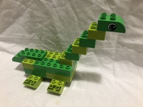 Lego Dinosaur Instructions, Duplo Lego Ideas, Duplo Builds, Lego Duplo Ideas, Dino Lego, Lego Patterns, Duplo Ideas, Thema Dino, Lego Dinosaur