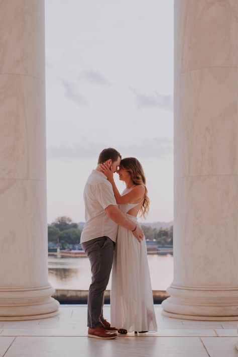 Jefferson Memorial Engagement | Jeff & Mélanie | DC Wedding Photographer | danielletowlephotography.com Washington Dc Photos, Dc Engagement Photos, Dc Monuments, Dc Couples, Dc Engagement, Jefferson Memorial, Au Pair, Washington Monument, Dc Wedding