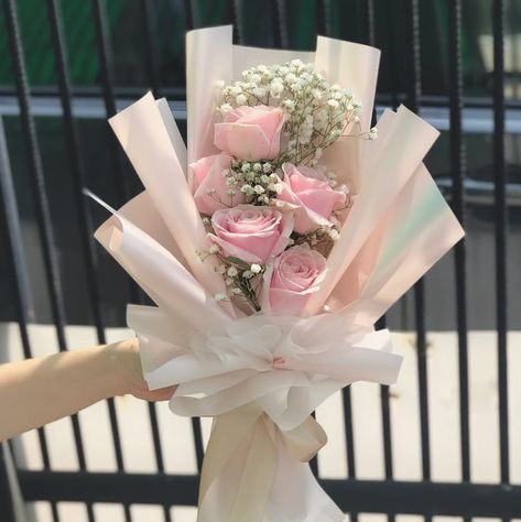 Cute Simple Flower Bouquet, 5 Flower Bouquet, Cute Small Flower Bouquet, Small Bouquet Of Flowers Gift, Small Floral Bouquet, 5 Roses Bouquet, Small Eternal Rose Bouquet, Pink Small Bouquet, Cute Small Bouquet