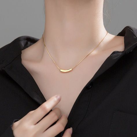 Silver Chain For Women, Geometric Pendant Necklace, Gold Snake Chain, Romantic Necklace, Necklace Women, Geometric Pendant, Sterling Silver Necklace Pendants, 2023 Fashion, Minimalist Necklace