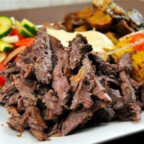 Beef Sharwama, Schwarma Recipe, Shawarma Recipes, Shawarma At Home, Beef Loin, Chicken Shawarma Recipe, Slow Cooker Times, Shawarma Recipe, Like Chicken