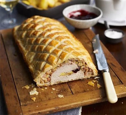 Turkey Wellington, Brie Cranberry, Turkey Cranberry, Fruit Sauce, Cranberry Cheese, Bbc Good Food Recipes, Food Shows, Roasted Turkey, Turkey Recipes