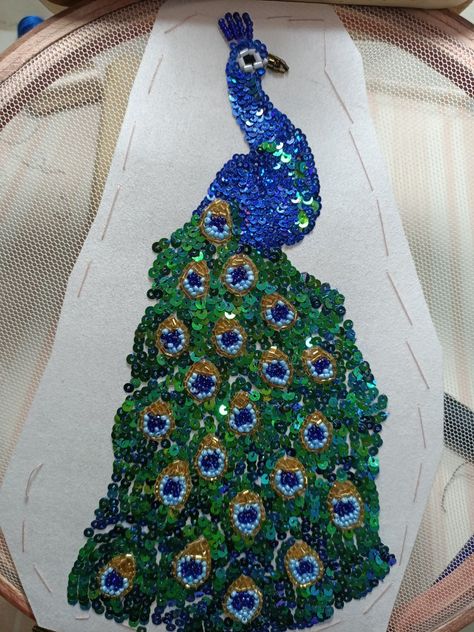 Couture Beading, Peacock Embroidery Designs, Peacock Embroidery, Stick Crafts, Beads Work, Fashion Embroidery, Beautiful Peacock, Bead Sewing, Feather Pattern