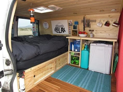 Van conversion Cargo Van Conversion, Van Camp, Conversion Vans, Trailer Organization, Converted Vans, Kombi Motorhome, Small Camper, Teardrop Campers, Van Dwelling