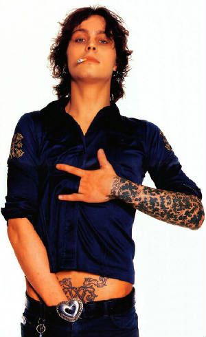 Ville Valo! Ville Valo, Him Band, Attractive People, New Pictures, Rock Bands, A Man, Songwriting, Musician, Villa