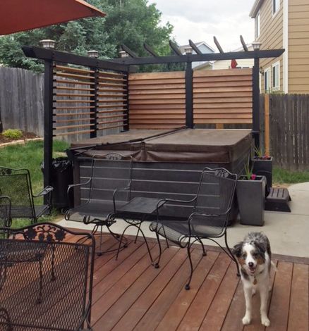 Deck Railings for Hot Tub - FLEX•fence - Louver System Hot Tub Privacy, Hot Tub Landscaping, Hot Tub Patio, Hot Tub Designs, Outdoor Hot Tub, Small Pergola, Hot Tub Gazebo, Tub Enclosures, Hot Tub Deck