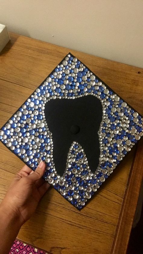 Dentistry tooth graduation cap Tooth Graduation Cap, Graduation Cap Designs Dental, Dental Graduation Cap, Dentistry Graduation, Art Graduation Cap, Dental Hygiene Graduation, Cap Inspiration, Dental Pictures, Elegant Long Sleeve Wedding Dresses