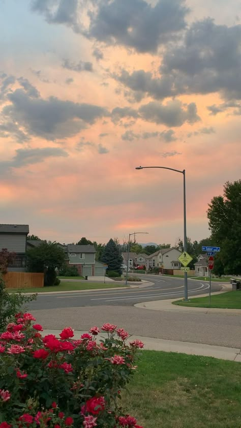 Rainbow clouds [Video] | Fotografi alam, Ide perjalanan, Estetika langit 17 Doğum Günü, Pictures Background, Cloud Background, Rainbow Clouds, Pretty Landscapes, Beautiful Images Nature, Digital Assets, Aesthetic Photography Grunge, Sky Art