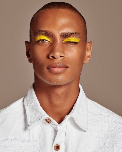 Men’s Bright Yellow Makeup Look Runway Makeup, Mens Editorial, Male Makeup, Make Up Inspo, Beauty Shoot, Beauty Shots, Editorial Makeup, Beauty Editorial, Men's Beauty