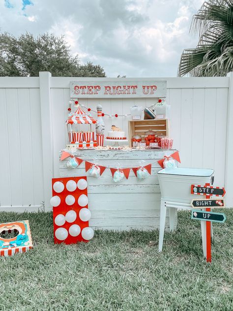 Backyard Circus Party Amusement Park Birthday Party, Backyard Circus, Carnival Birthday Theme, Creative Birthday Party Ideas, Carnival Theme Party, Birthday Party At Park, Park Birthday, Carnival Themed Party, Carnival Theme