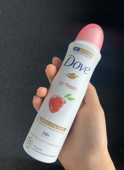 Dove Strawberry Deodorant, Good Smelling Deodorant, Dove Deodorant Aesthetic, Deodorant Strawberry, Aesthetic Deodorant, Pink Deodorant, Deodorant Aesthetic, Dove Deodorant, Lip Wallpaper