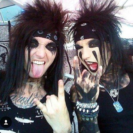 Jake Pitts, Ashley Purdy, Black Dagger Brotherhood, Concert Fit, Old Memes, Andy Black, Daenerys Targaryen Jon Snow, Veil Brides, Bride Photo