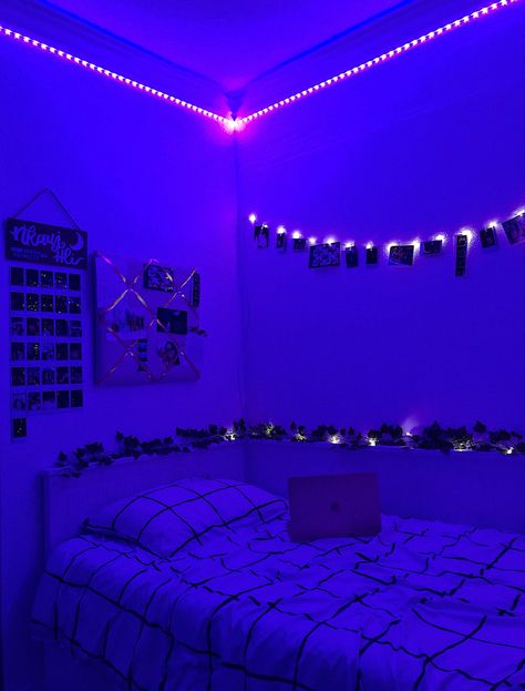 Led Lights And Fairy Lights Room, Teen Room Aesthetic, Led Lights Aesthetic, Fairy Lights Aesthetic, Vibe Rooms, Lights Aesthetic, Bilik Idaman, Neon Bedroom, Led Lighting Bedroom