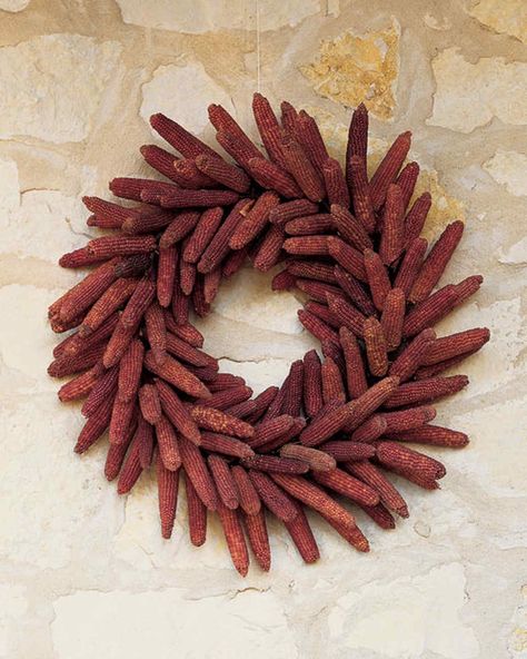 Dried-Corn Wreath | Martha Stewart Corn Cob Crafts Dried, Corn Cob Wreath, Corn Cobs Crafts, Corn Cob Crafts, Indian Corn Wreath, Corn Craft, Corn Husk Wreath, Corn Husk Crafts, Primitive Wreath