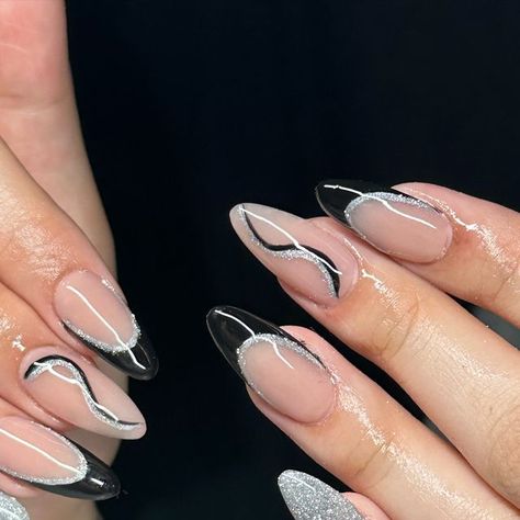 ✨ 𝕓𝕚𝕓𝕚 ✨ on Instagram: "silver type of girl 🩶🌟 • • • • #nails #inspo #nailporn #nailsnailsnails #chicagonails #almond #explore" Sliver Nails, Girl Nails, February 22, Nails Inspo, Nail Inspo, Acrylic Nails, Almond, Nails, Silver