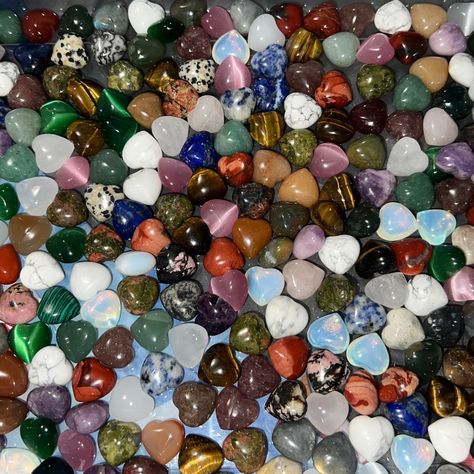 10pc Randomly Selected 12-15mm Crystal Hearts All Orders Come With Free Gifts! Check My Other Listings And Get A Discount On A Bundle! **Cross Posted** Crystals Bracelets, Pitcher Decor, Rare Crystals, Fat Quarter Quilt, Art Glass Bowl, Wire Ring, Rare Crystal, Punch Needle Embroidery, Aesthetic Stuff