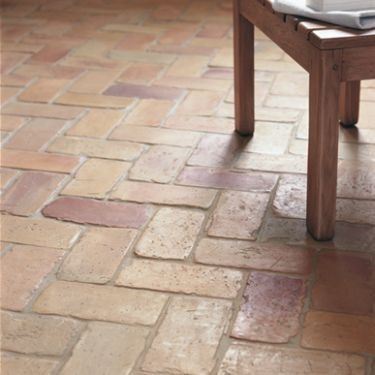 Fired Earth - Lubelska Types Of Floor Tiles, Terracotta Flooring, Cottage Flooring, Terracotta Floor Tiles, Clinker Brick, Beautiful Tile Floor, Brick Floor, Terracotta Floor, Terracotta Wall