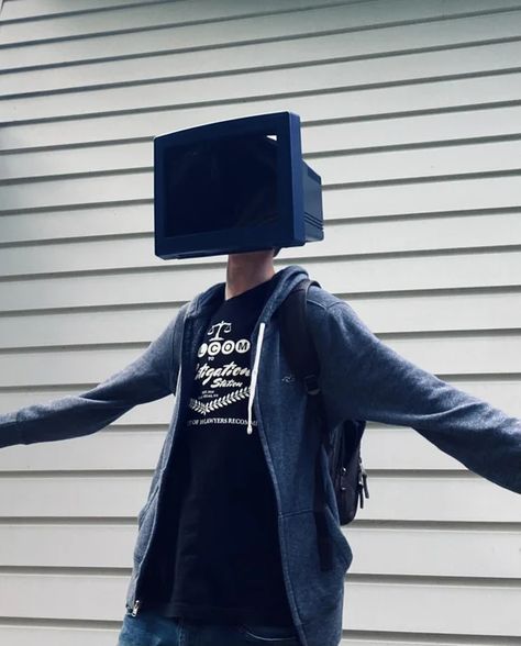 Tv Head Costume, Object Head, Crt Tv, Human Character, Object Heads, New Halloween Costumes, Tv Head, Auto Body Shop, Dreamcore Weirdcore