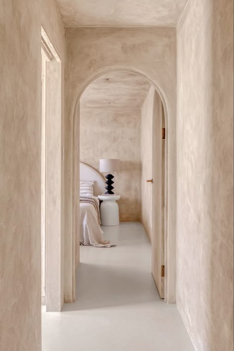 Limewash Hallway, Concrete Effect Paint, Mediterranean Interior, Mediterranean Style Home, Hotel Inspiration, Timeless Interiors, Venetian Plaster, Roatan, White Rock