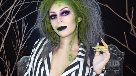 Beetlejuice Halloween makeup cflowermakeup Beetlejuice Makeup Female, Beetlejuice Girl Costume, Beetlejuice Girl, Cheshire Cat Halloween, Beetlejuice Makeup, Cat Halloween Makeup, Beetlejuice Costume, Halloween Make-up Looks, Beetlejuice Halloween